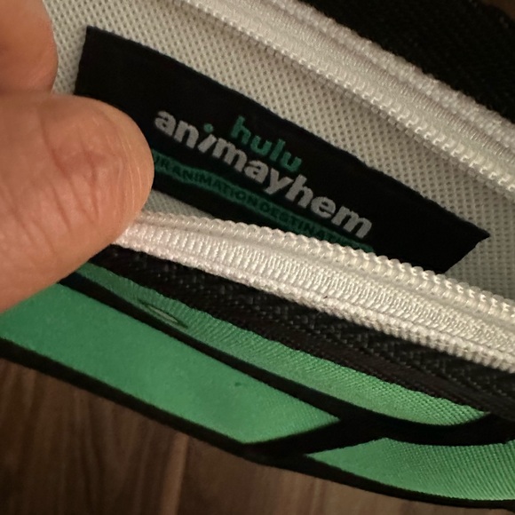 ❤️San Diego Comic Con 2024 Hulu 2-d Animayhem Fanny pack! Rare giveaway! NWOT - Picture 4 of 5